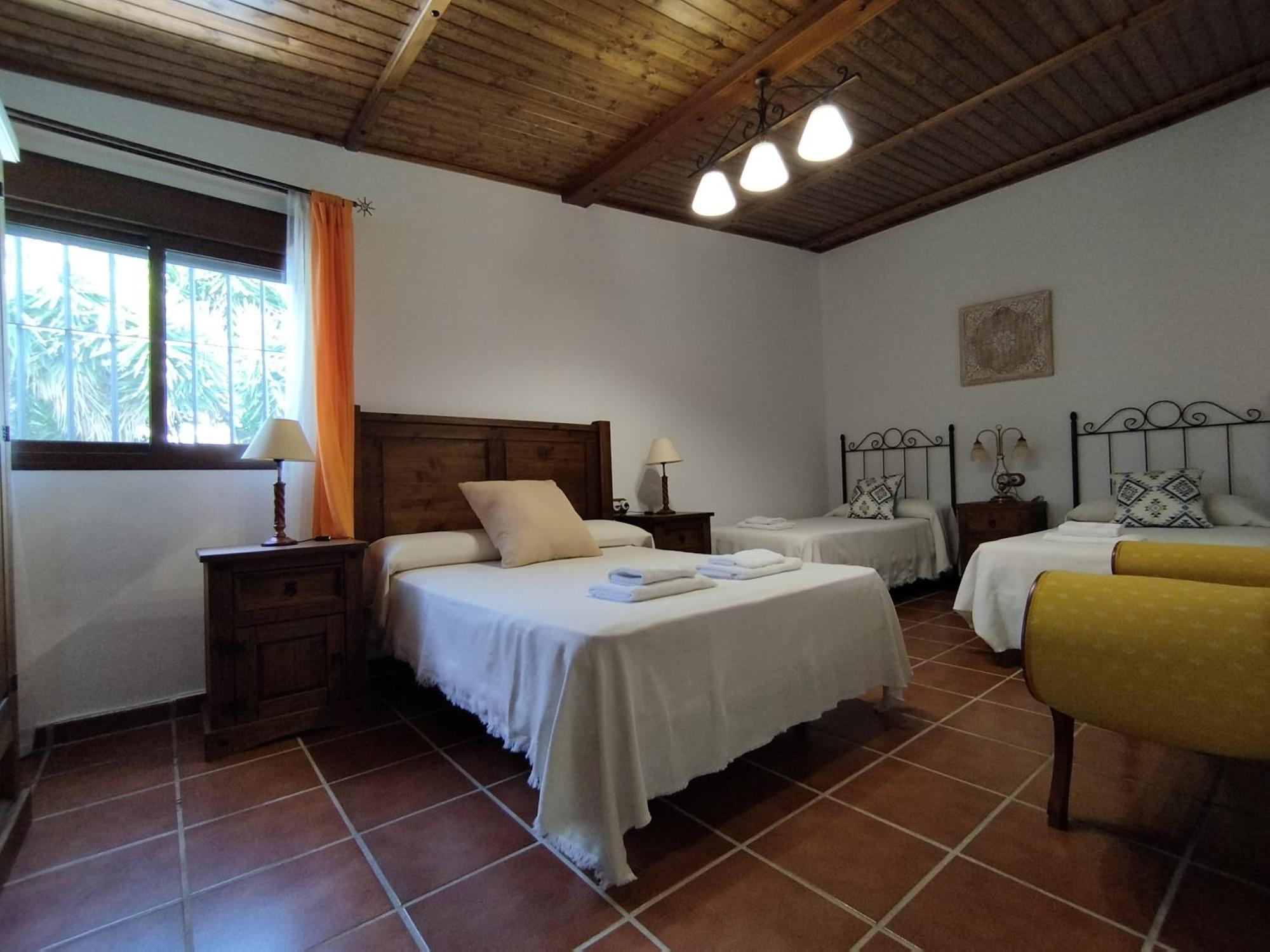 Vivienda Rural Los Madronos Malcocinado  Kültér fotó