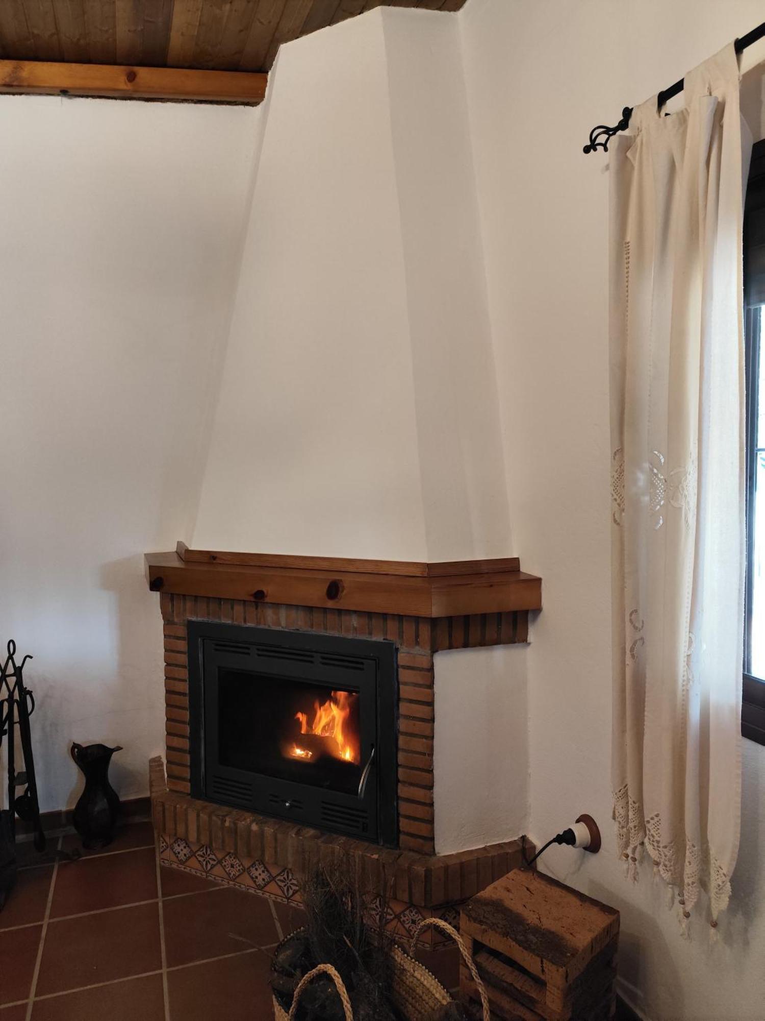 Vivienda Rural Los Madronos Malcocinado  Kültér fotó